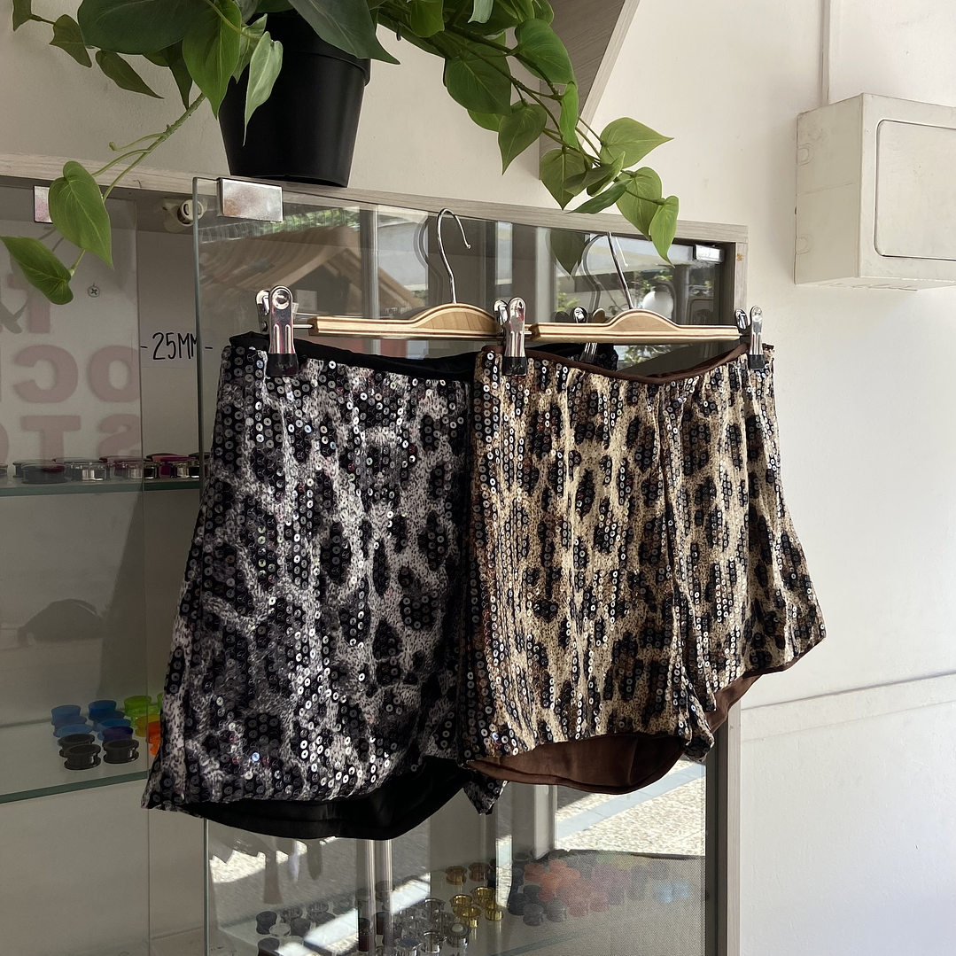 SHORT LEOPARDO 2