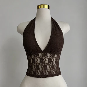 TOP V ENCAJE