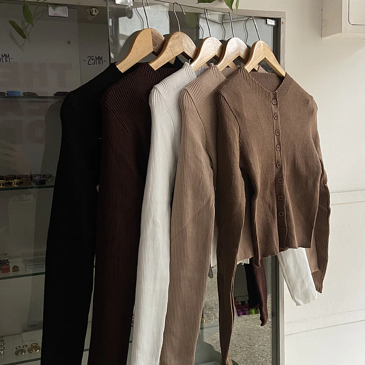 SWEATER BOTONES 1