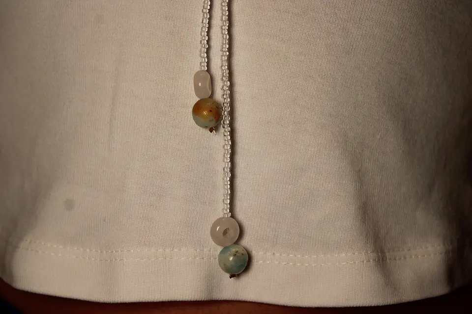 COLLAR TRANSPARENTE 2