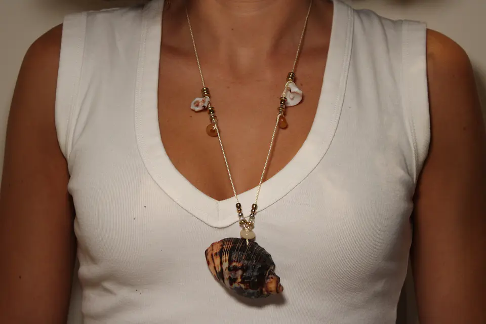 COLLAR AJUSTABLEE CONCHA NEGRA 1