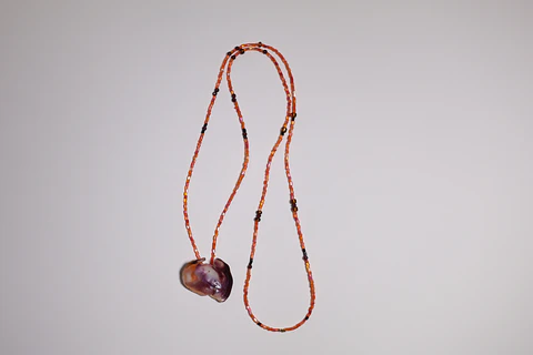 COLLAR NARANJA CON REGRO Y MORADO