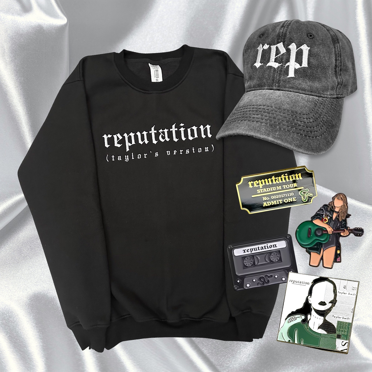 PACK “REPUTATION (TAYLOR’S VERSION) - TAYLOR SWIFT (POLERA + GORRA + PIN) 2
