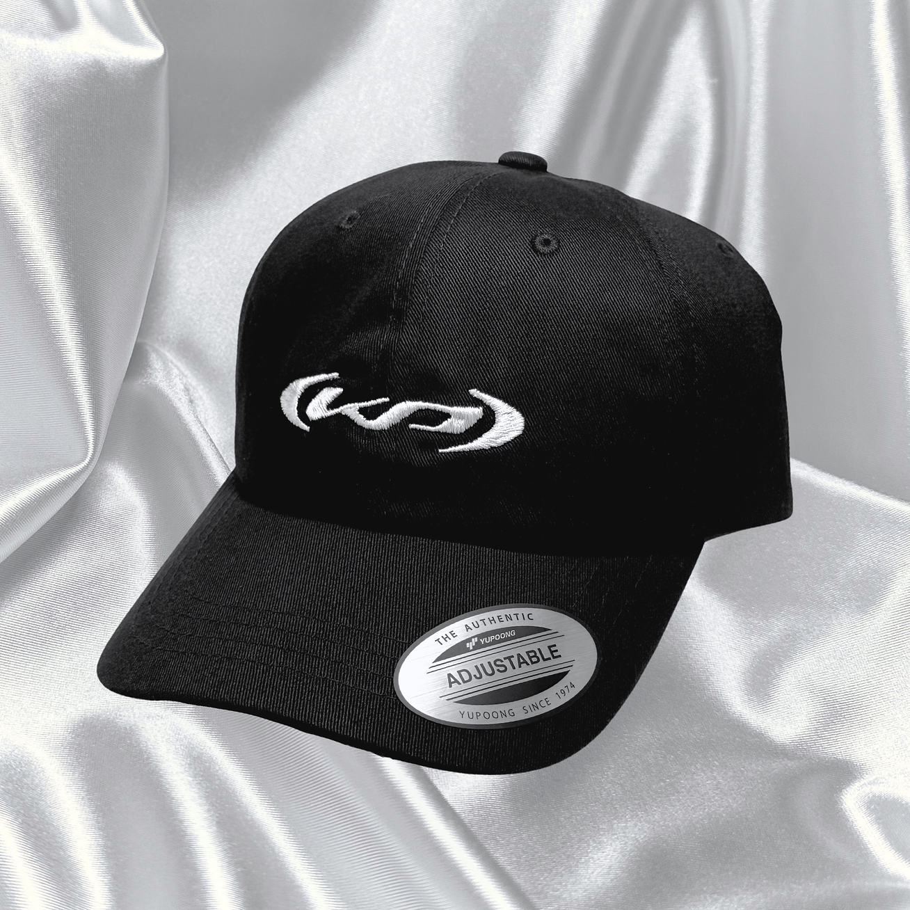 Katy Perry - Gorra KP 143 Bordada (Marca Yupoong) Negra 1