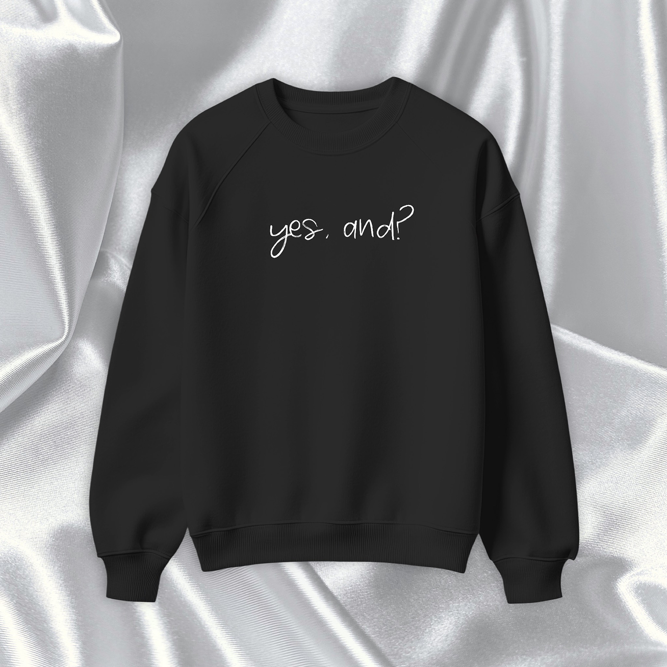 Ariana Grande - Polera Bordada “Yes, And?” 2