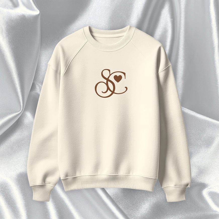 Sabrina Carpenter - Polera Bordada “Short N Sweet SC” 5