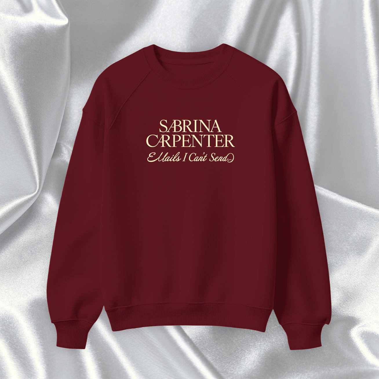 Sabrina Carpenter - Polera Bordada “Emails I Can’t Send” 2