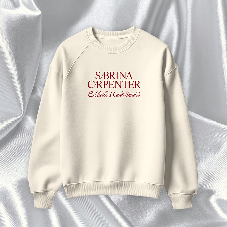 Sabrina Carpenter - Polera Bordada “Emails I Can’t Send” 3