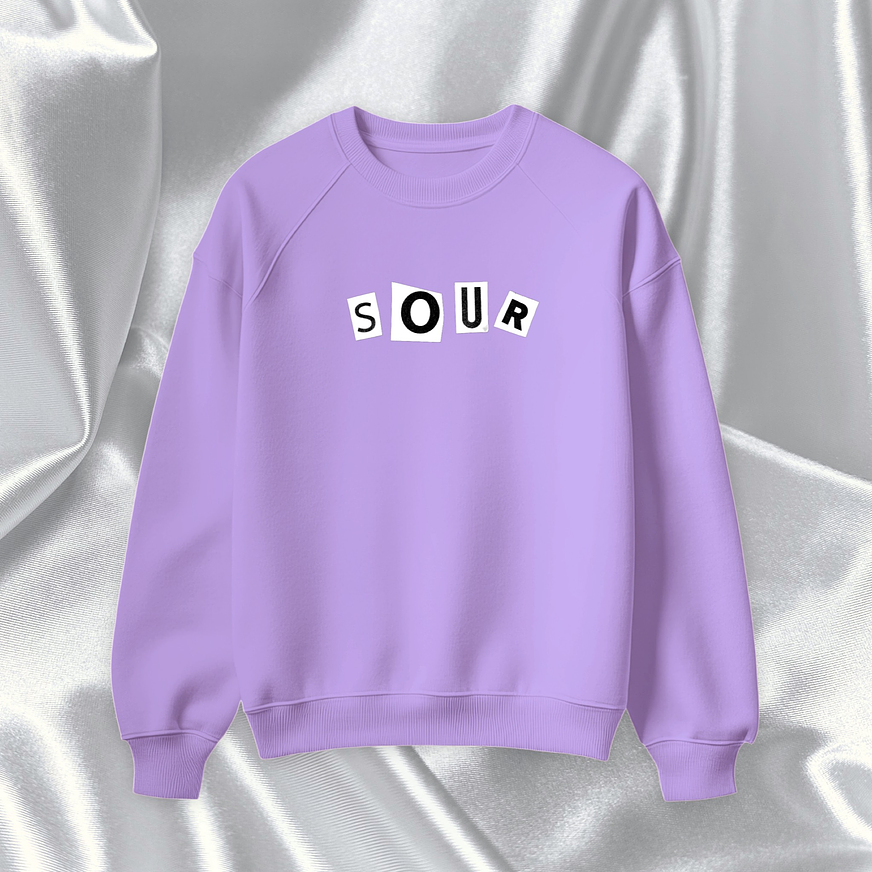 Olivia Rodrigo - Polera Bordada “Sour” 1