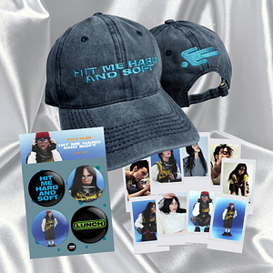 Billie Eilish - Pack Gorra Doble Bordado + Set 4 Pin + 9 Polaroids