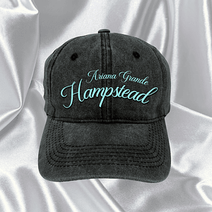 Ariana Grande - Gorra Bordada “Hampstead”