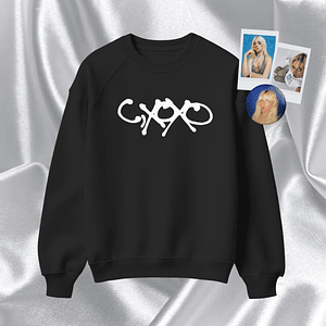 Camila Cabello - Polera Bordada XOXO (Hilo Blanco)