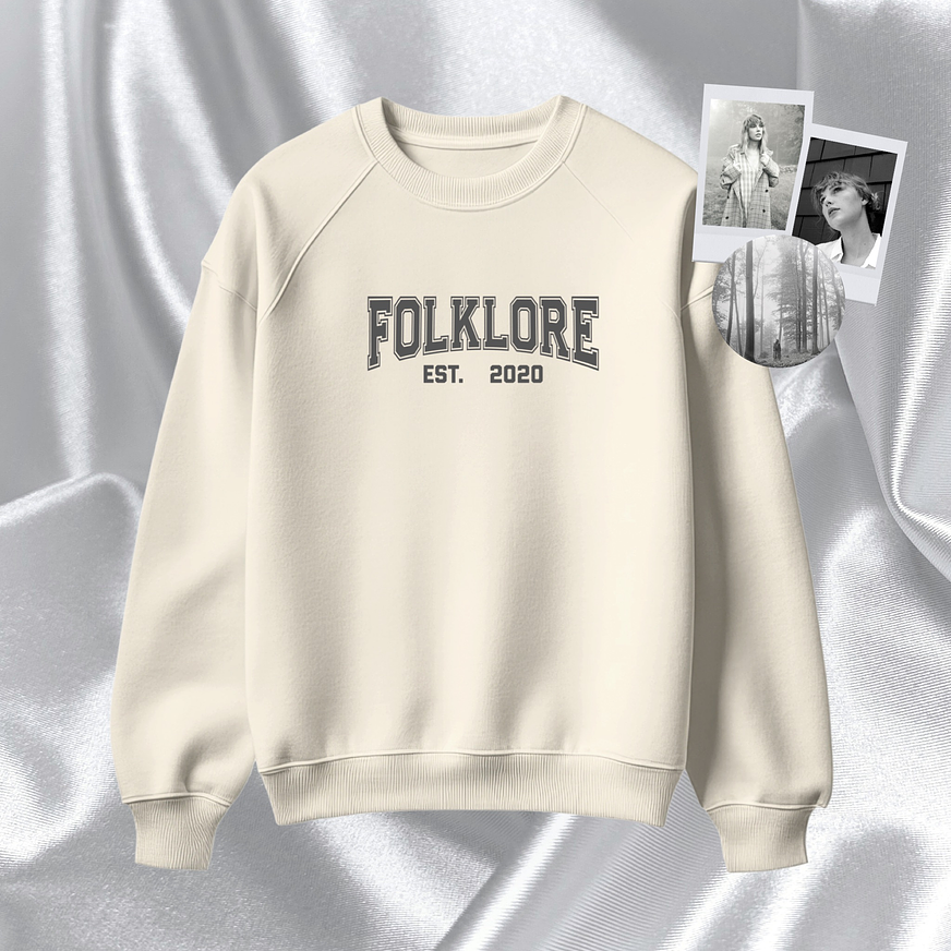 Taylor Swift - Polera Bordada “Folklore Est. 2020” 1
