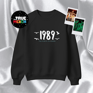 Taylor Swift - Polera Bordada 1989 (Taylor’s Version) Negro