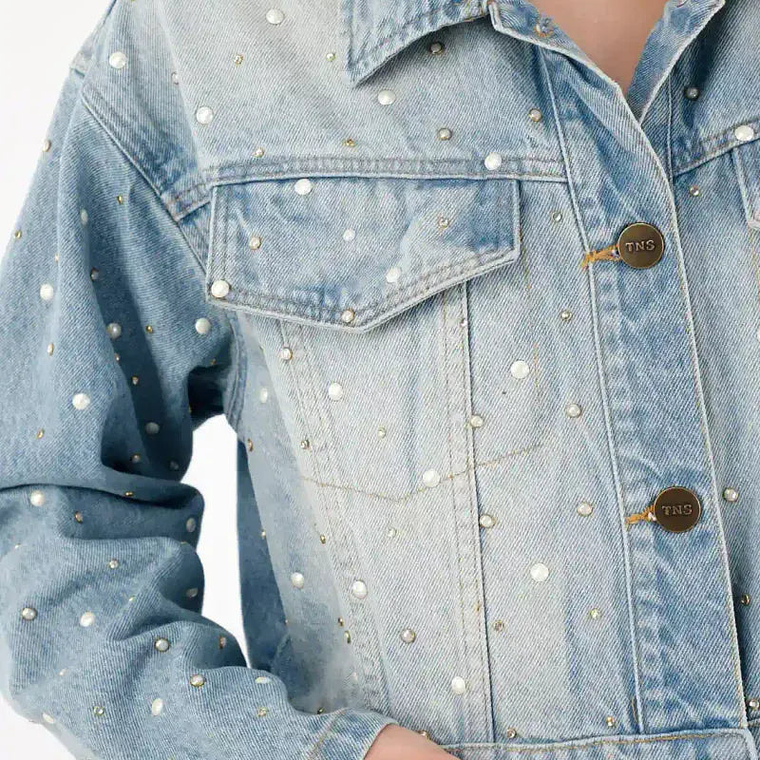 Chaqueta crop con apliques de brillo para mujer 3