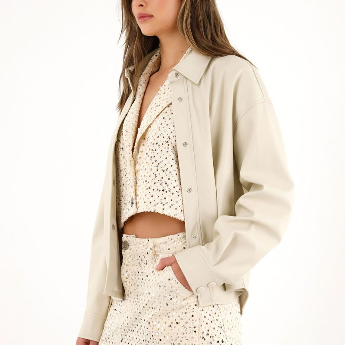 Chaqueta en cuero sintético crudo para mujer 2