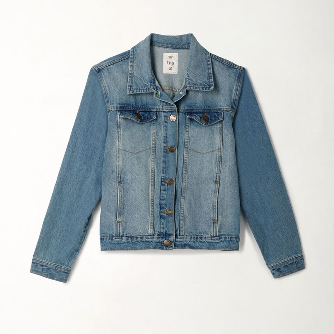 Chaqueta azul en denim para mujer 1