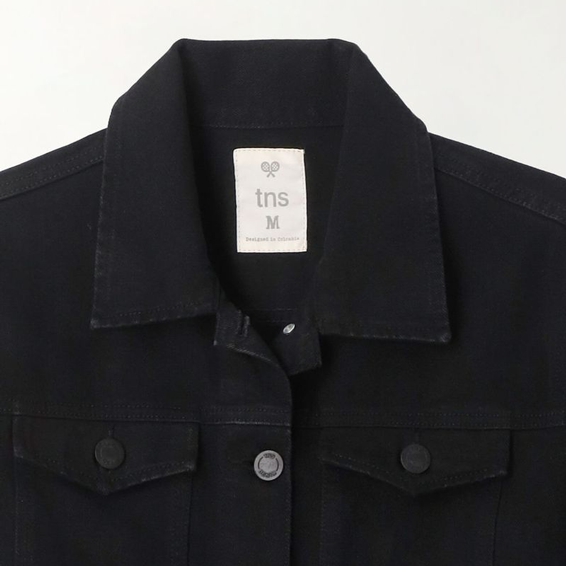 Chaqueta en black denim para mujer 3