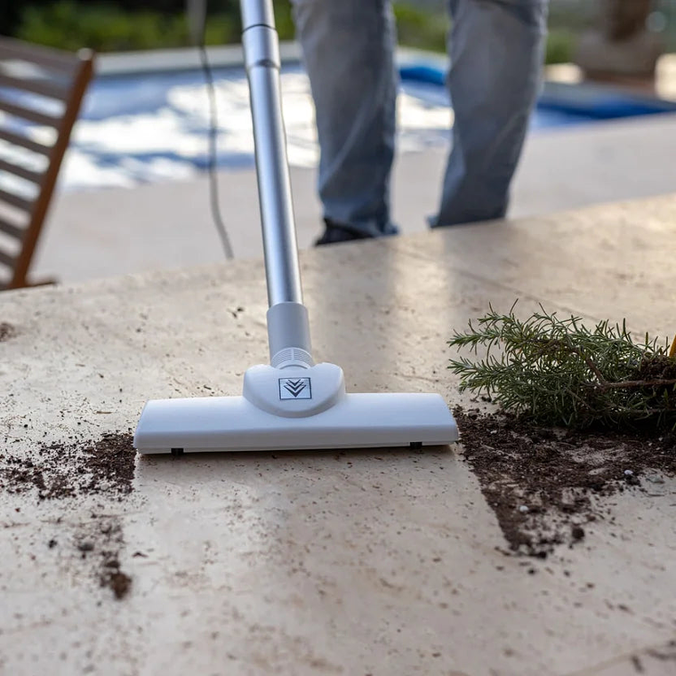 Aspiradora Vertical 1000 Watts VCL2 3