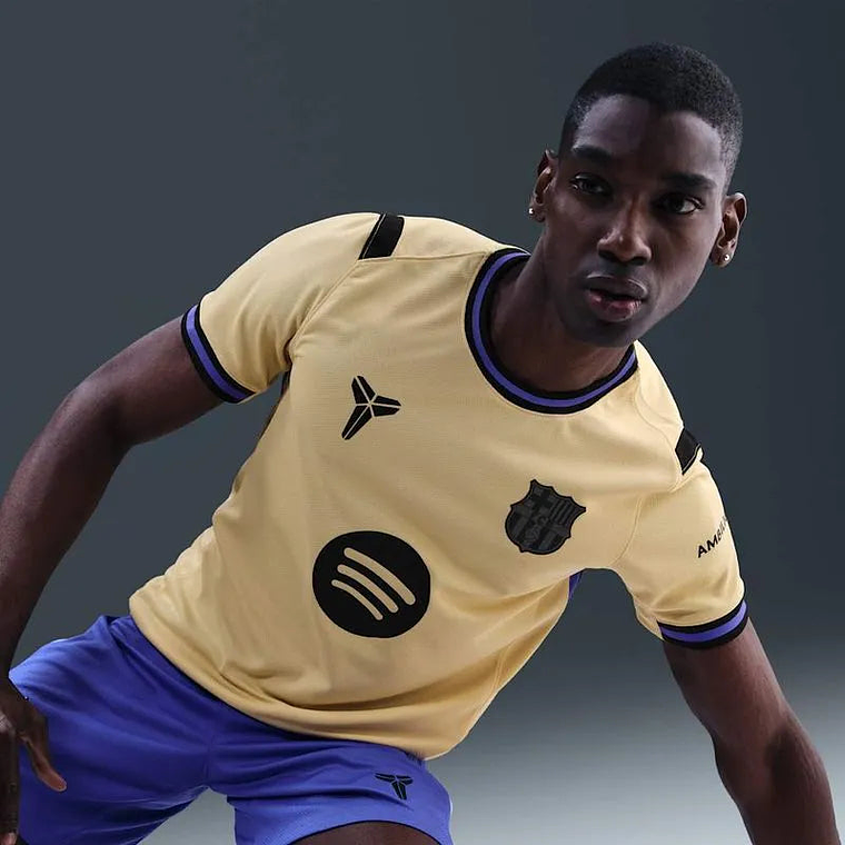 FC Barcelona 2025/26 Stadium Away 4