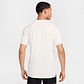 Nike x Jakob Camiseta de correr de manga corta Dri-FIT para hombre - Miniatura 2