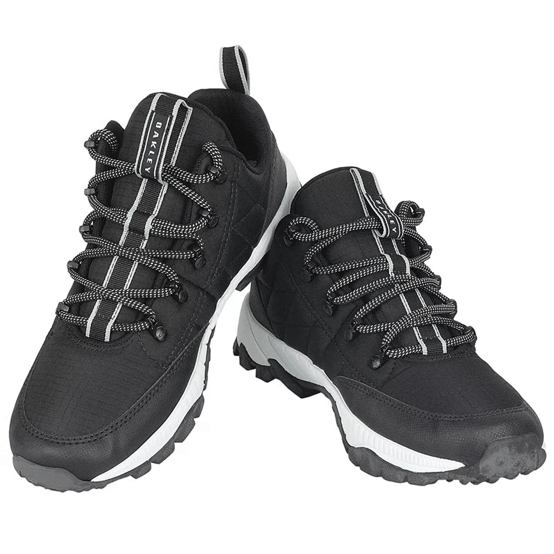 Botas Oakley Conftont Low 2