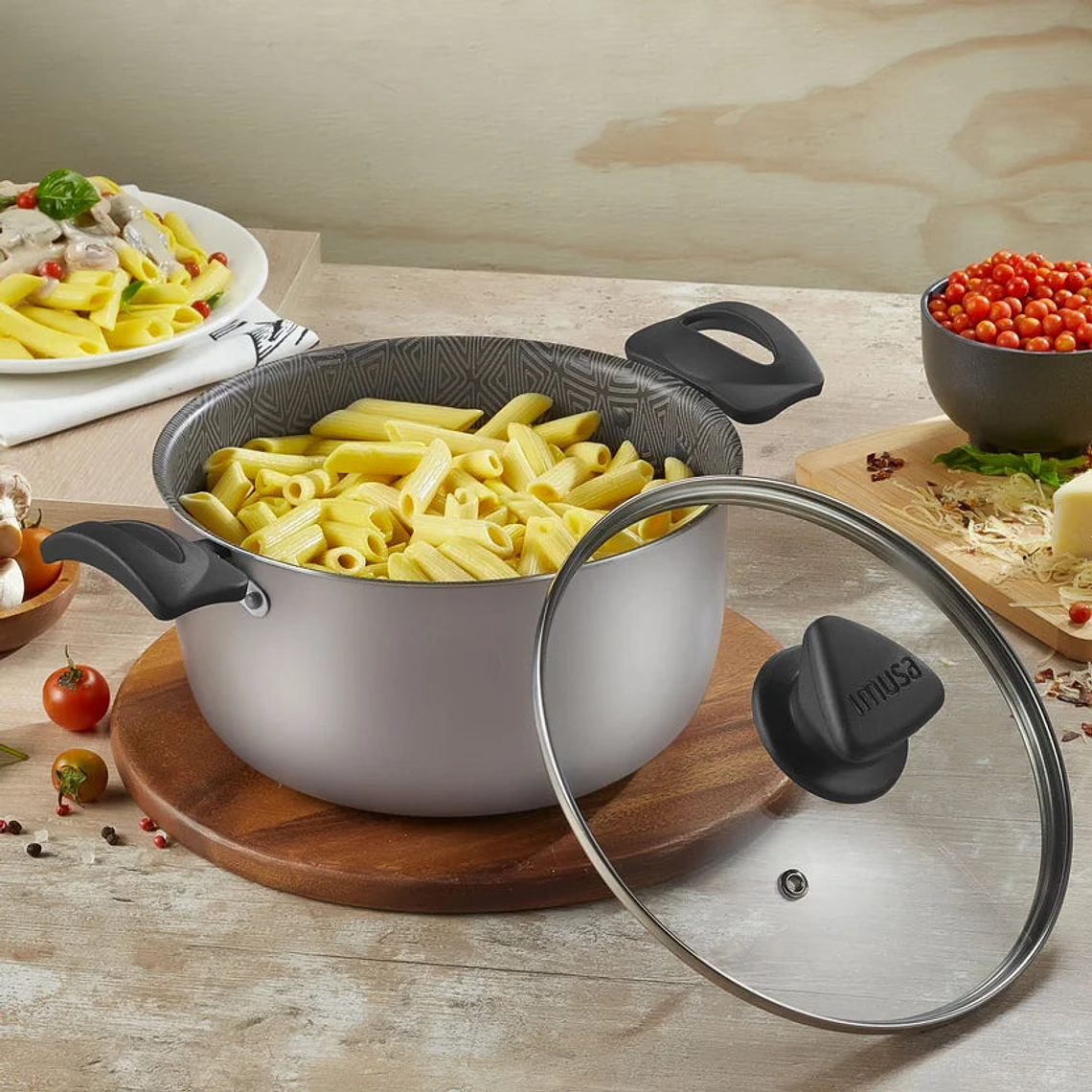 Olla Talent 24cm con Tapa de Vidrio Imusa 2