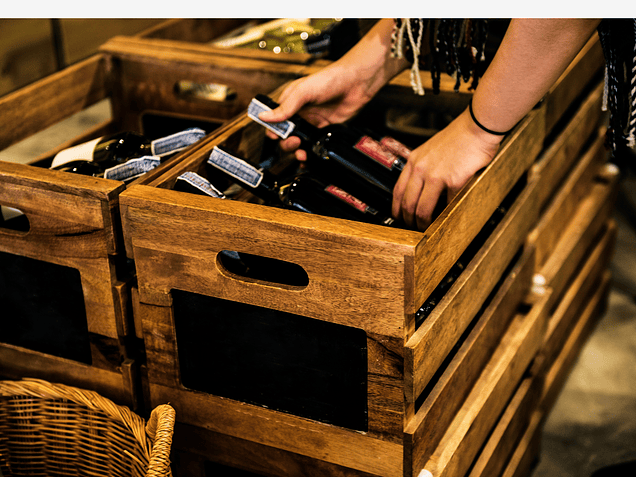 O Luxo Chega Intacto: Por que Comprar Vinhos Premium Online é Mais Seguro do que Você Imagina