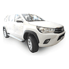 Extensiones Tapabarro Decorativa Toyota Hilux Revo 2016-2019 1