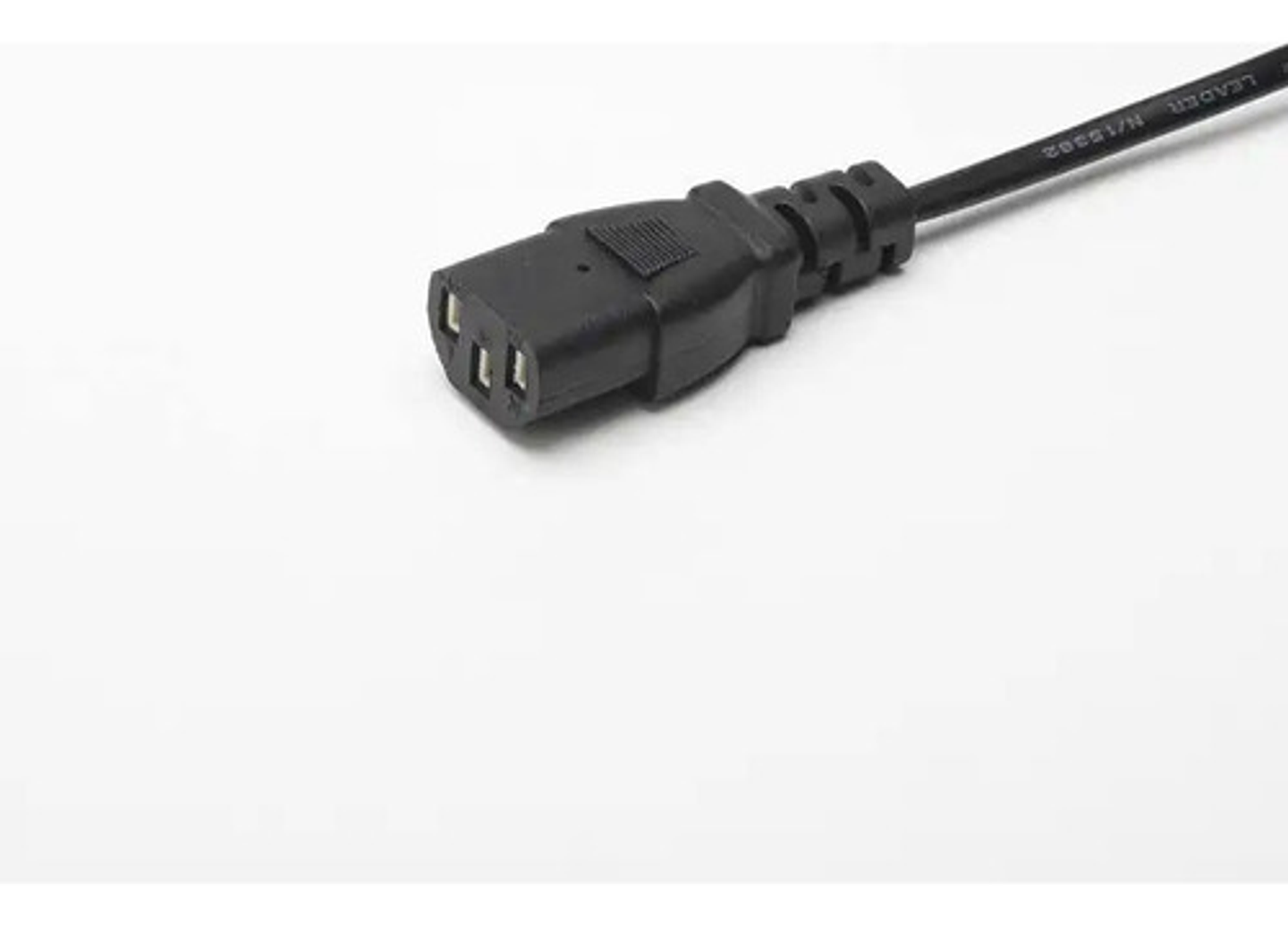 Cable De Corriente 3 Pinos Universal Para Pc Y Equipos 5