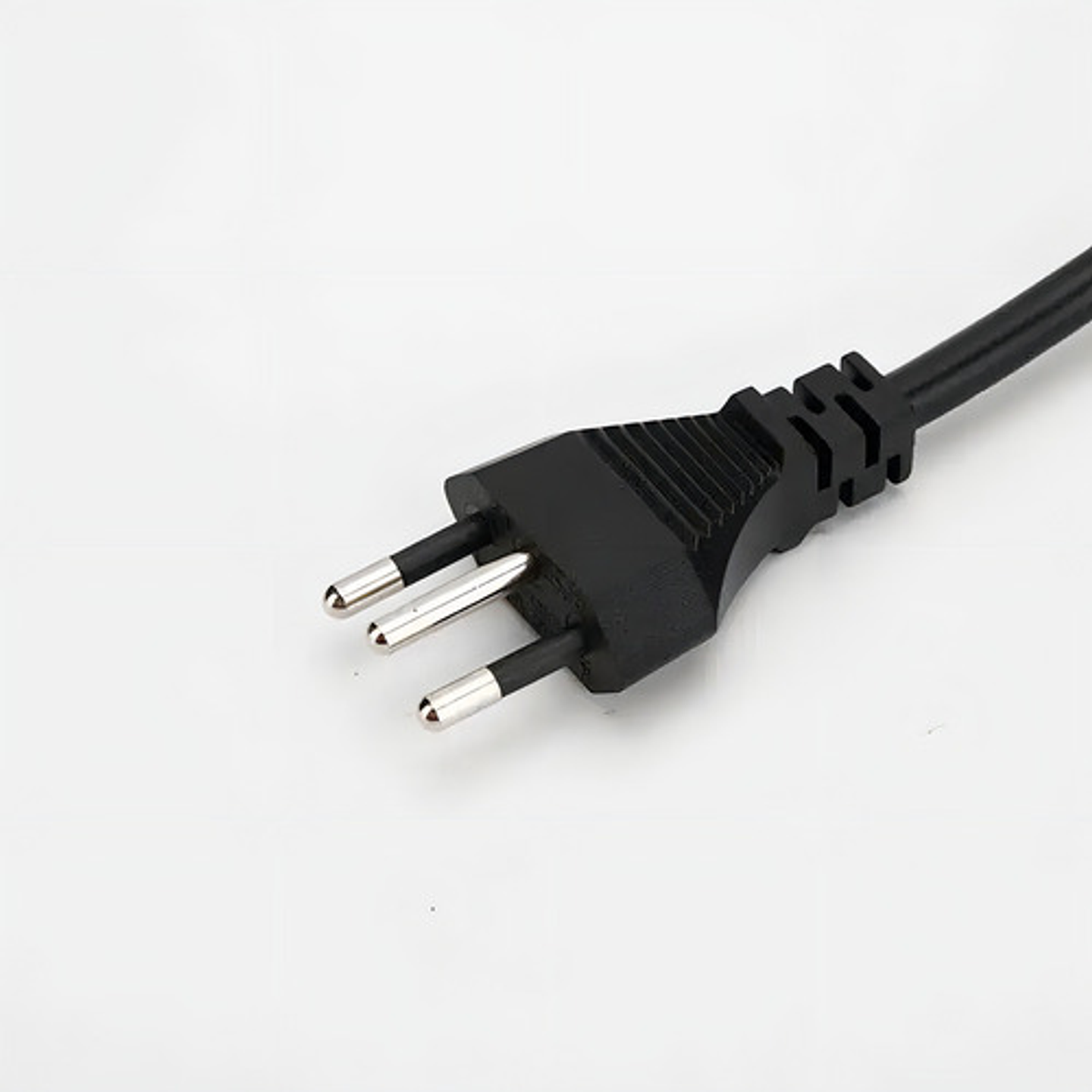 Cable De Corriente 3 Pinos Universal Para Pc Y Equipos 7