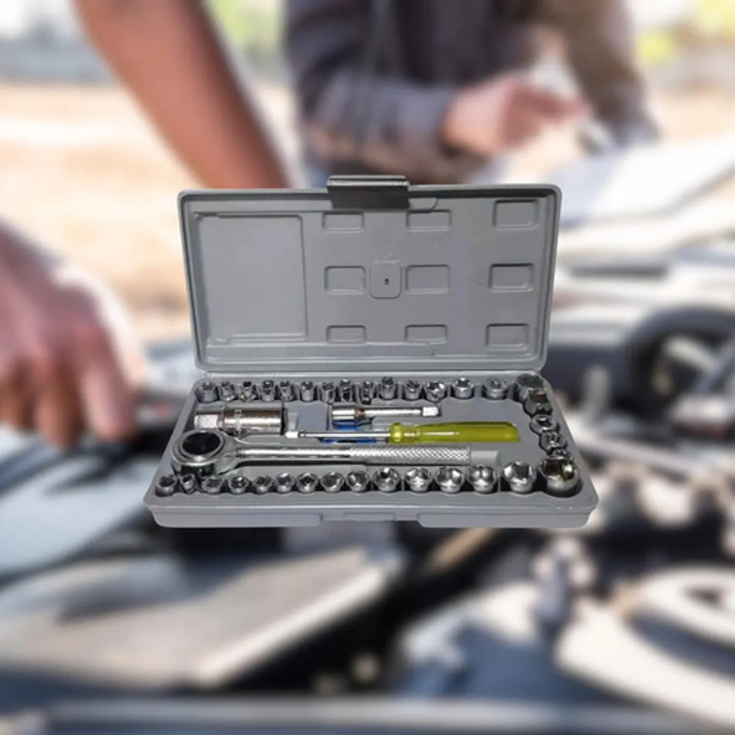 Juego Dados 40 Piezas 1/4-3/8 Chicharra Auto + Caja 5