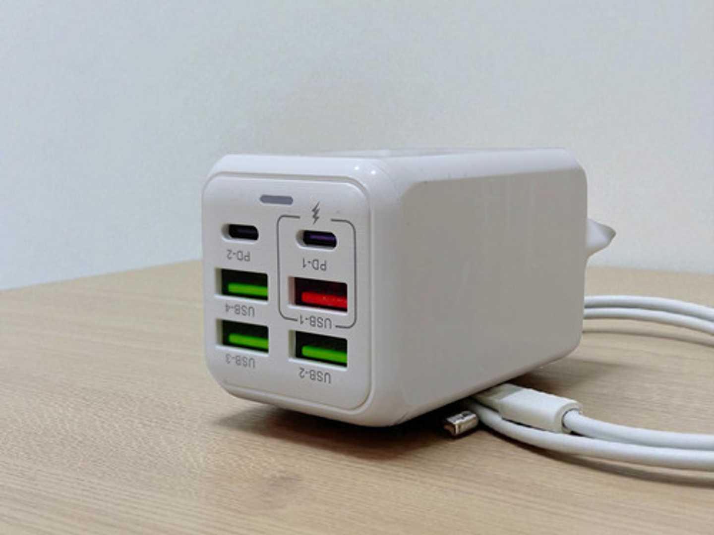 Cargador Rápido 150w Thek 4 Usb 2 Tipo C Universal Modelo Cd-14 Blanco 4