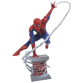 Marvel Spiderman resin statue 30cm