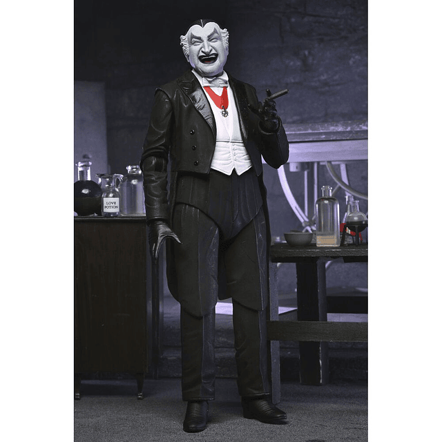 The Munster Grandpa Munster Ultimate figure 18cm