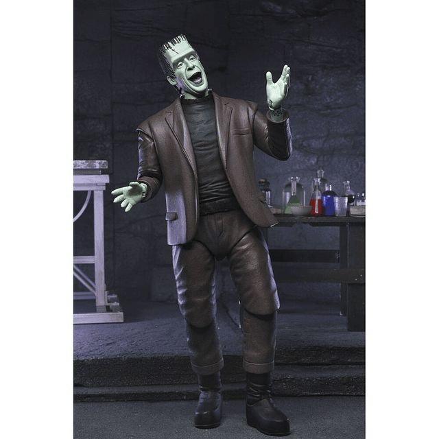 The Munster Herman Munster Ultimate figure 18cm