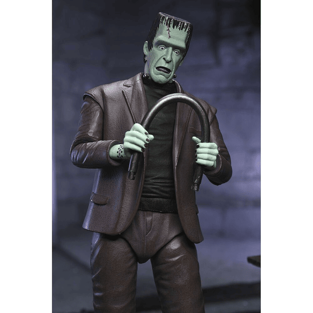 The Munster Herman Munster Ultimate figure 18cm