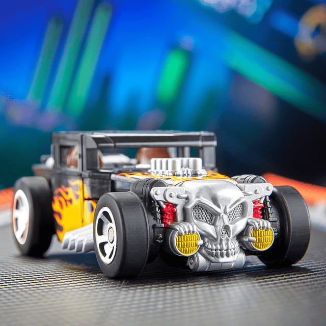 Hot Wheels Transformers Bone Shaker car