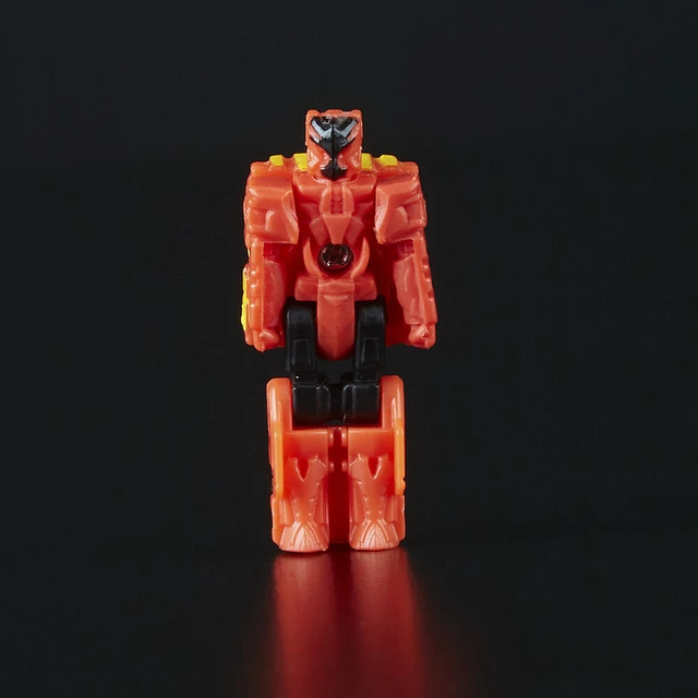 Transformers Power of the Primes Predaking Combiner set figures