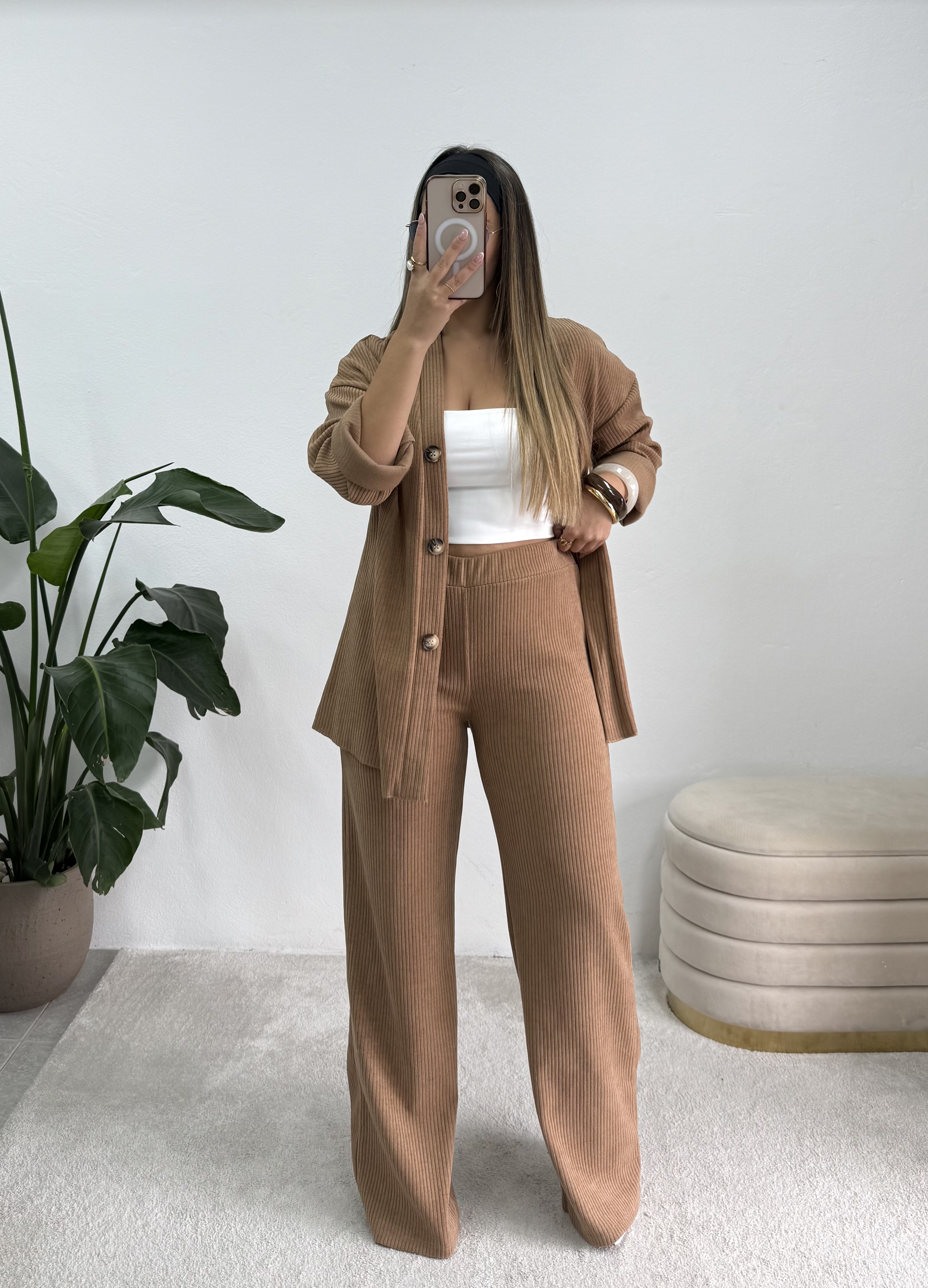 Conjunto bombazina camel