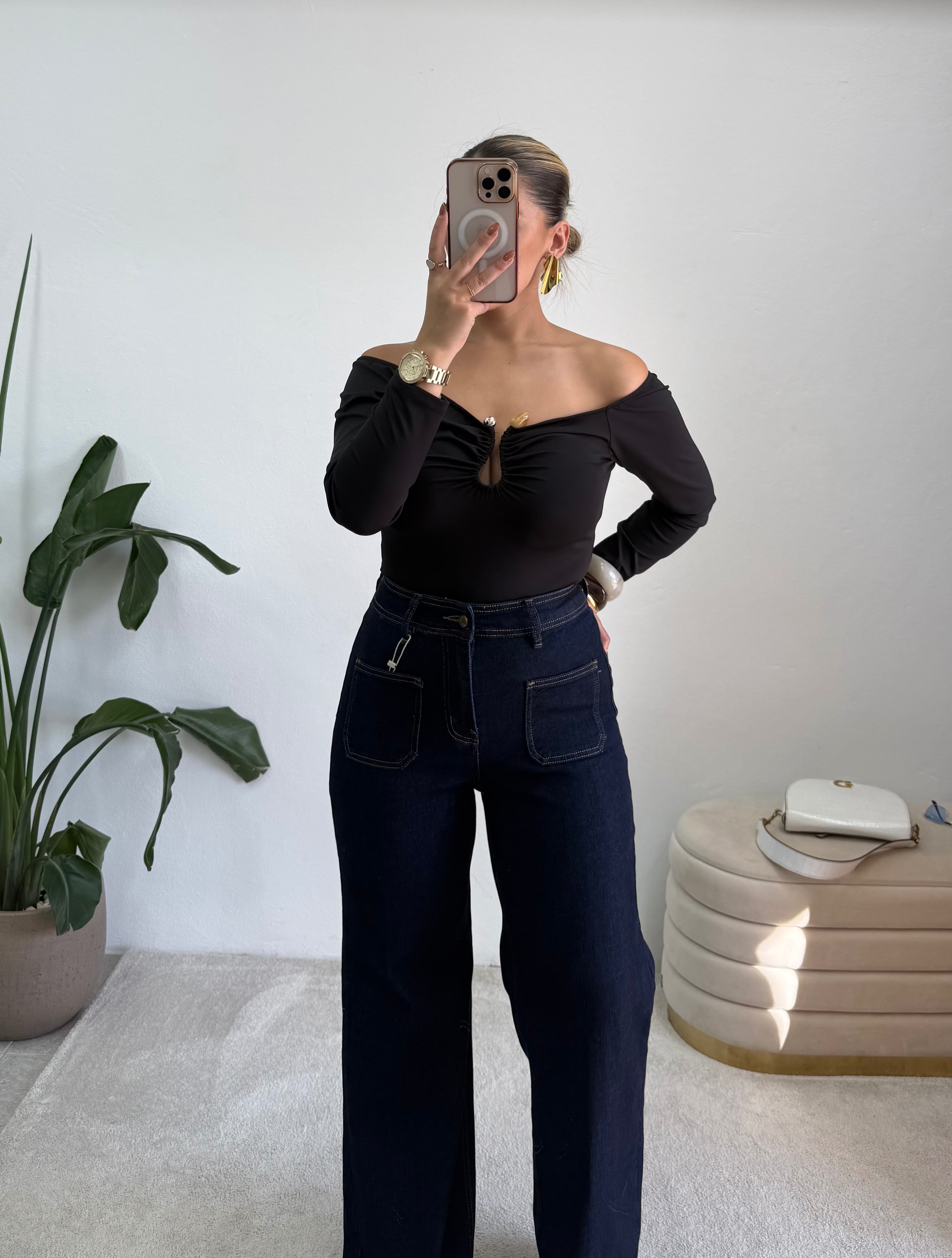 Body preto com detalhe  3