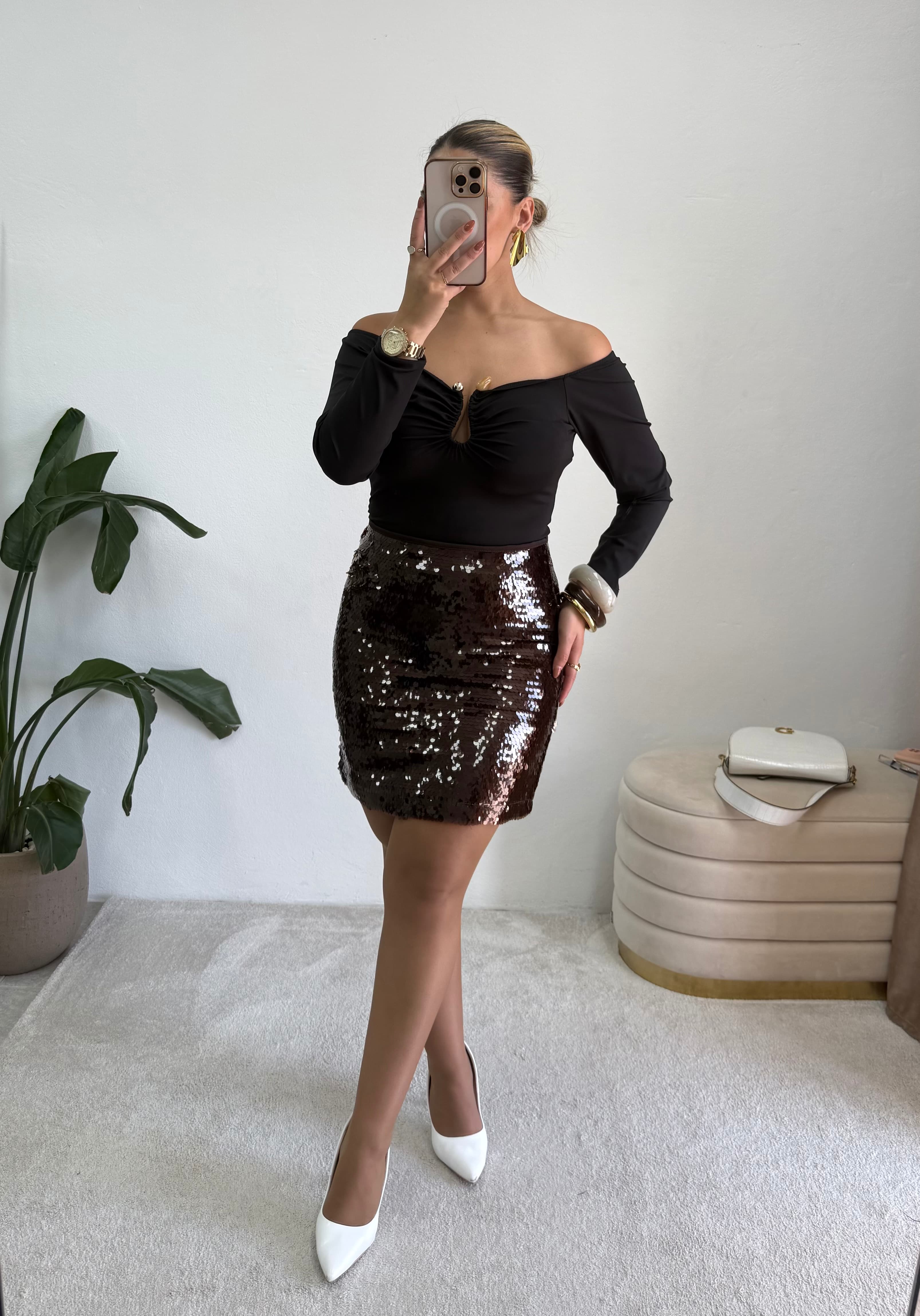 Saia lantejoulas em castanho 