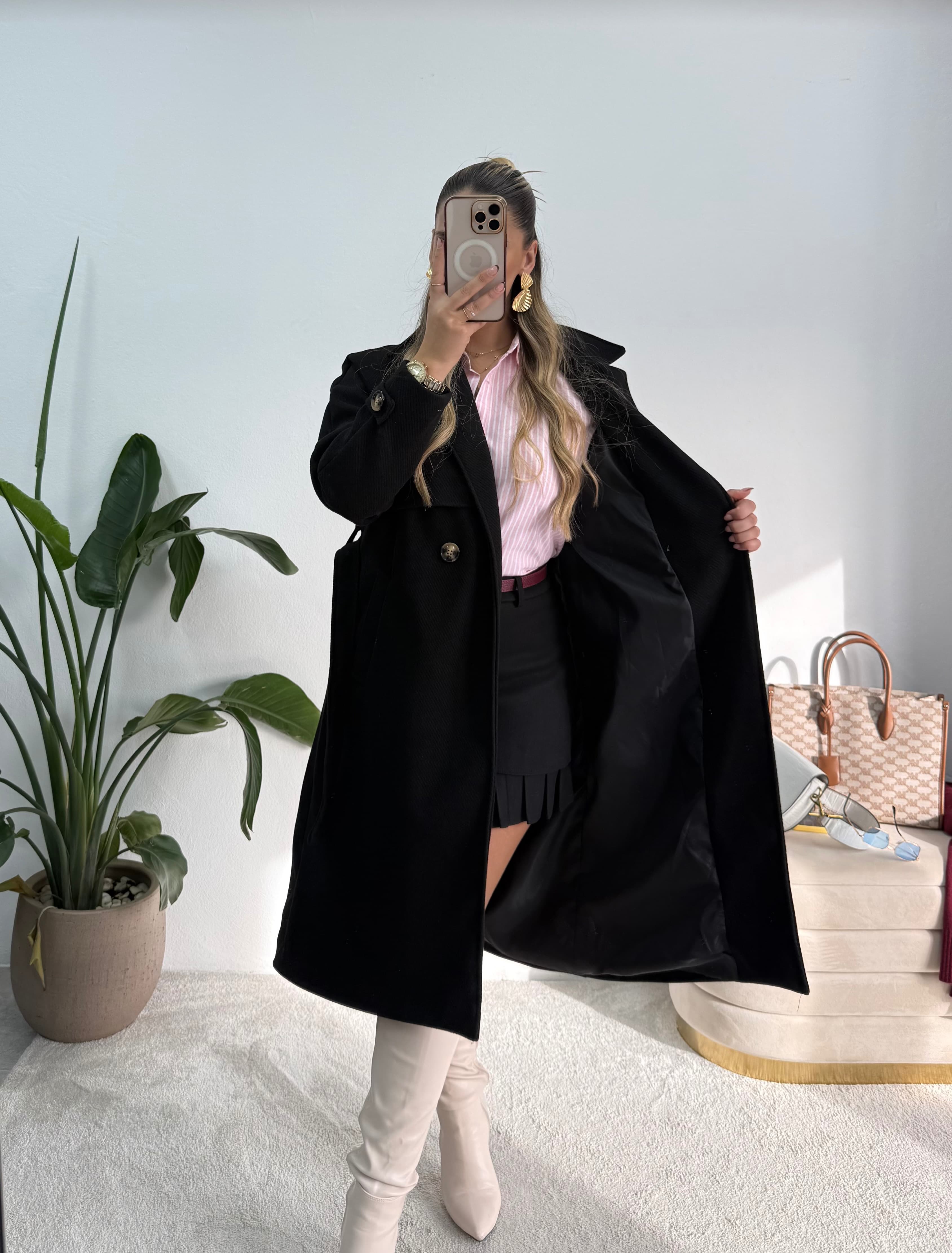 Sobretudo Essential Preto 3