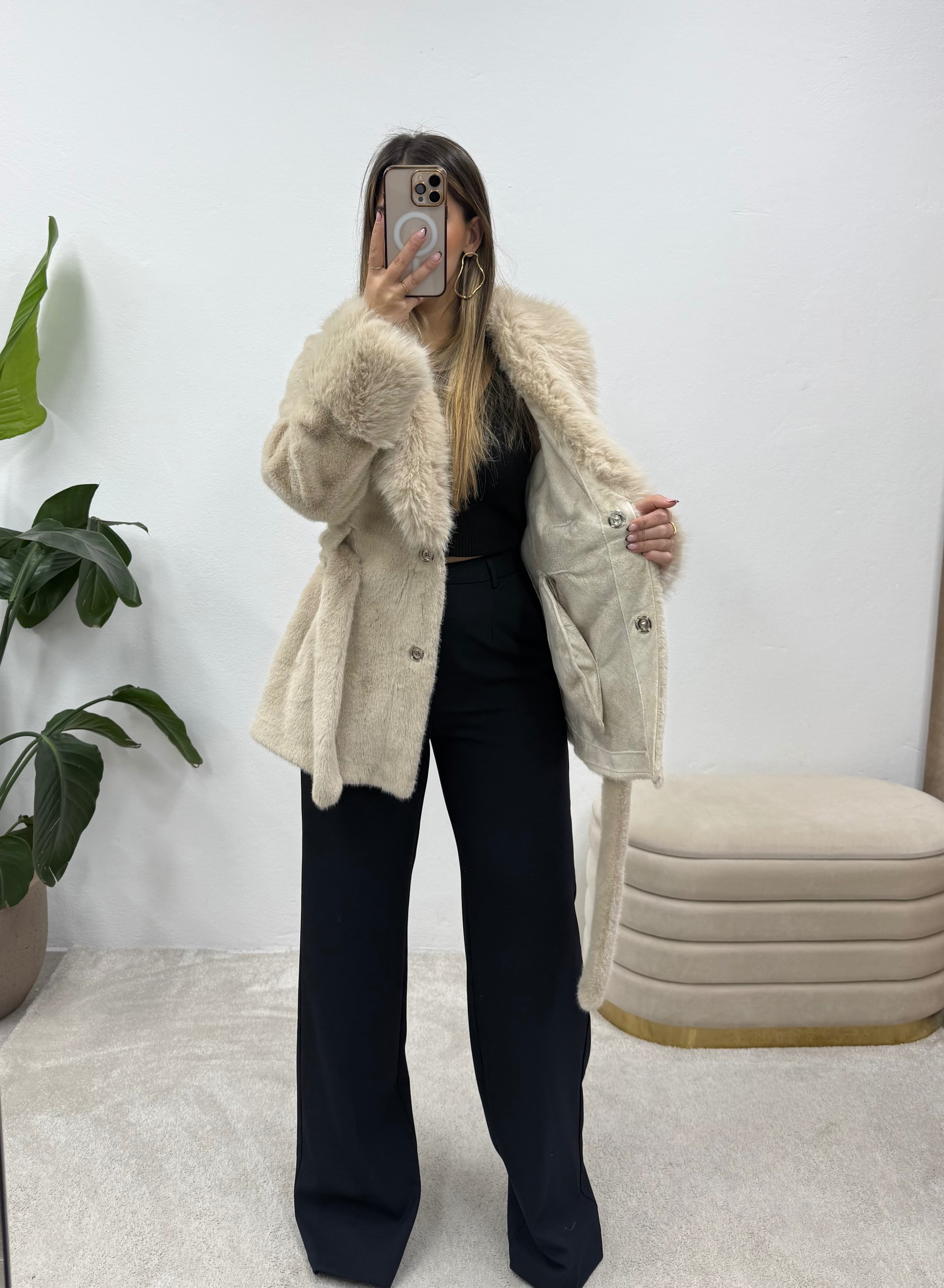 Casaco de pêlo Deluxe Bege Curto