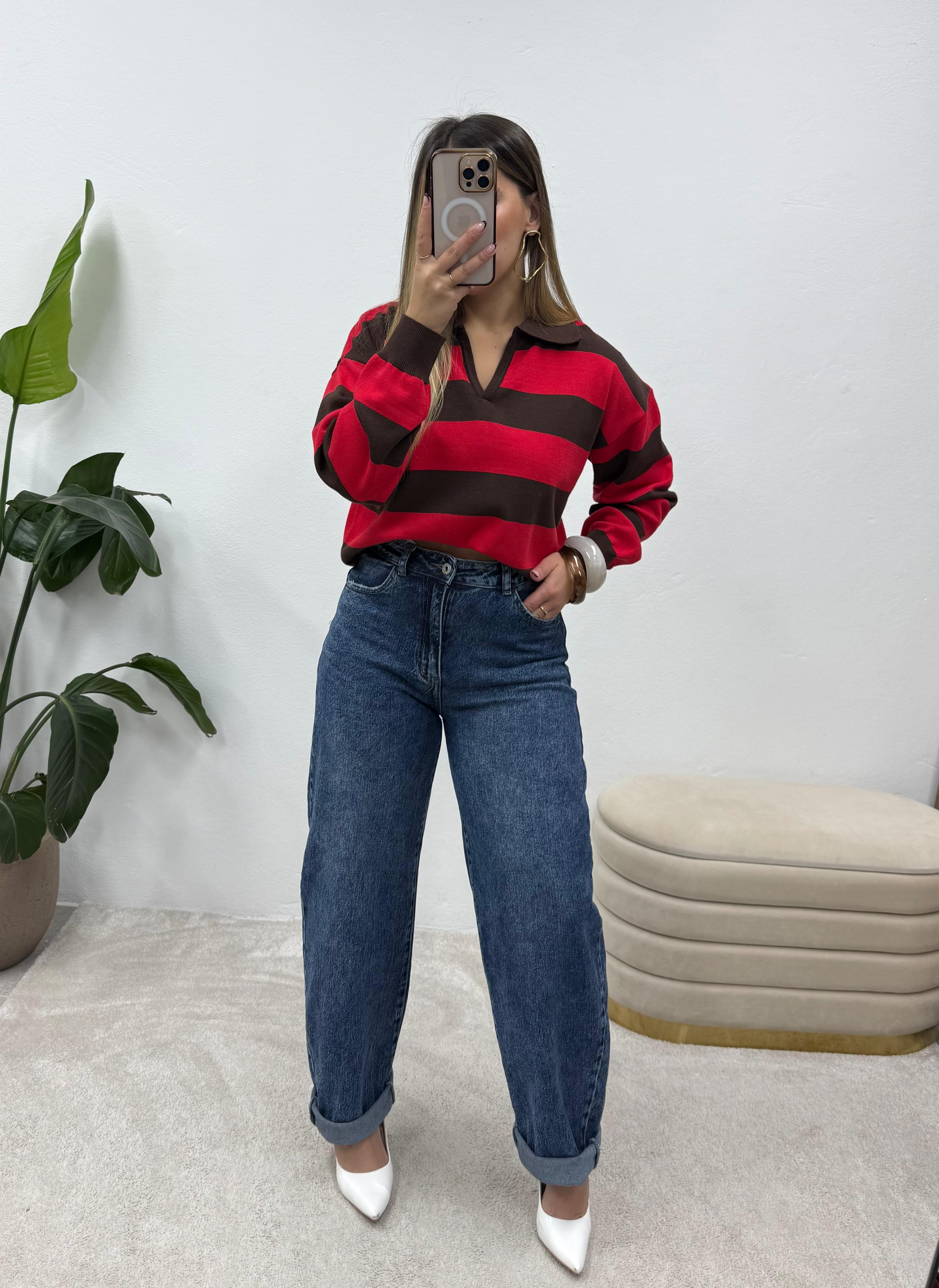 Polo castanho/vermelho