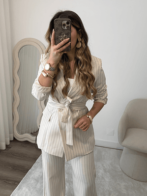 Fato Iconic Femme - Bege