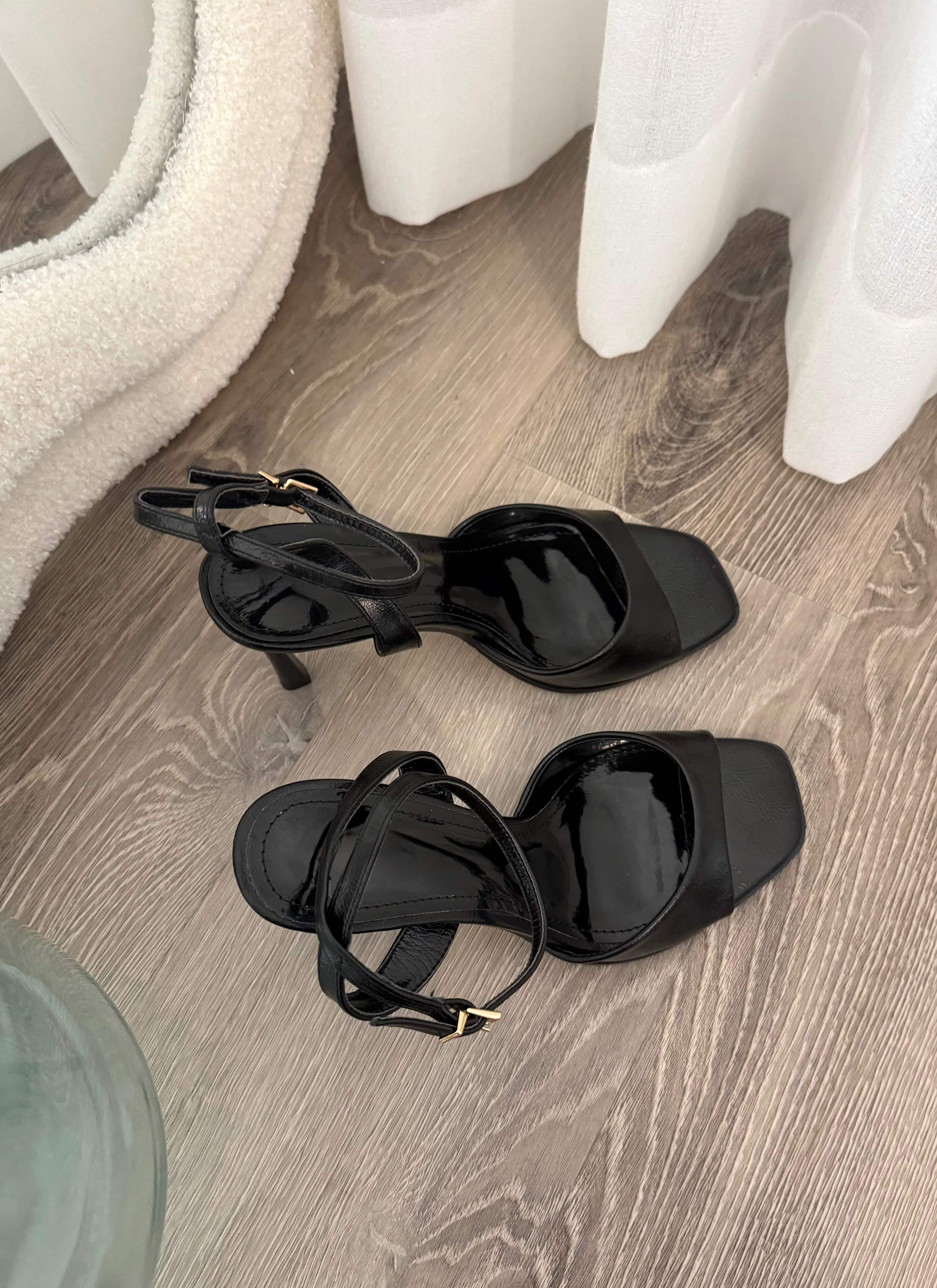 Sandália Kyra Black 4