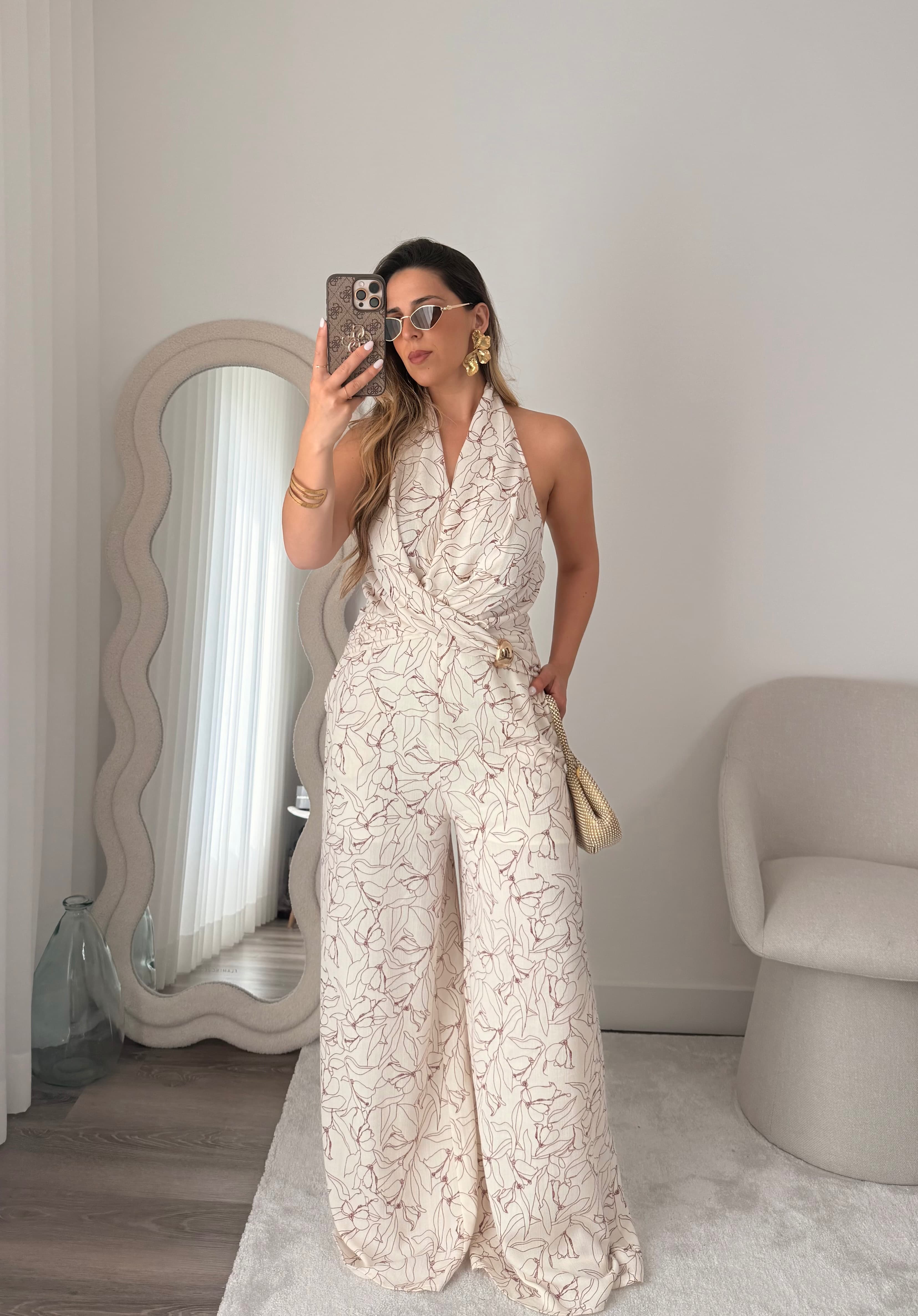     Macacão Flor de Linho 1