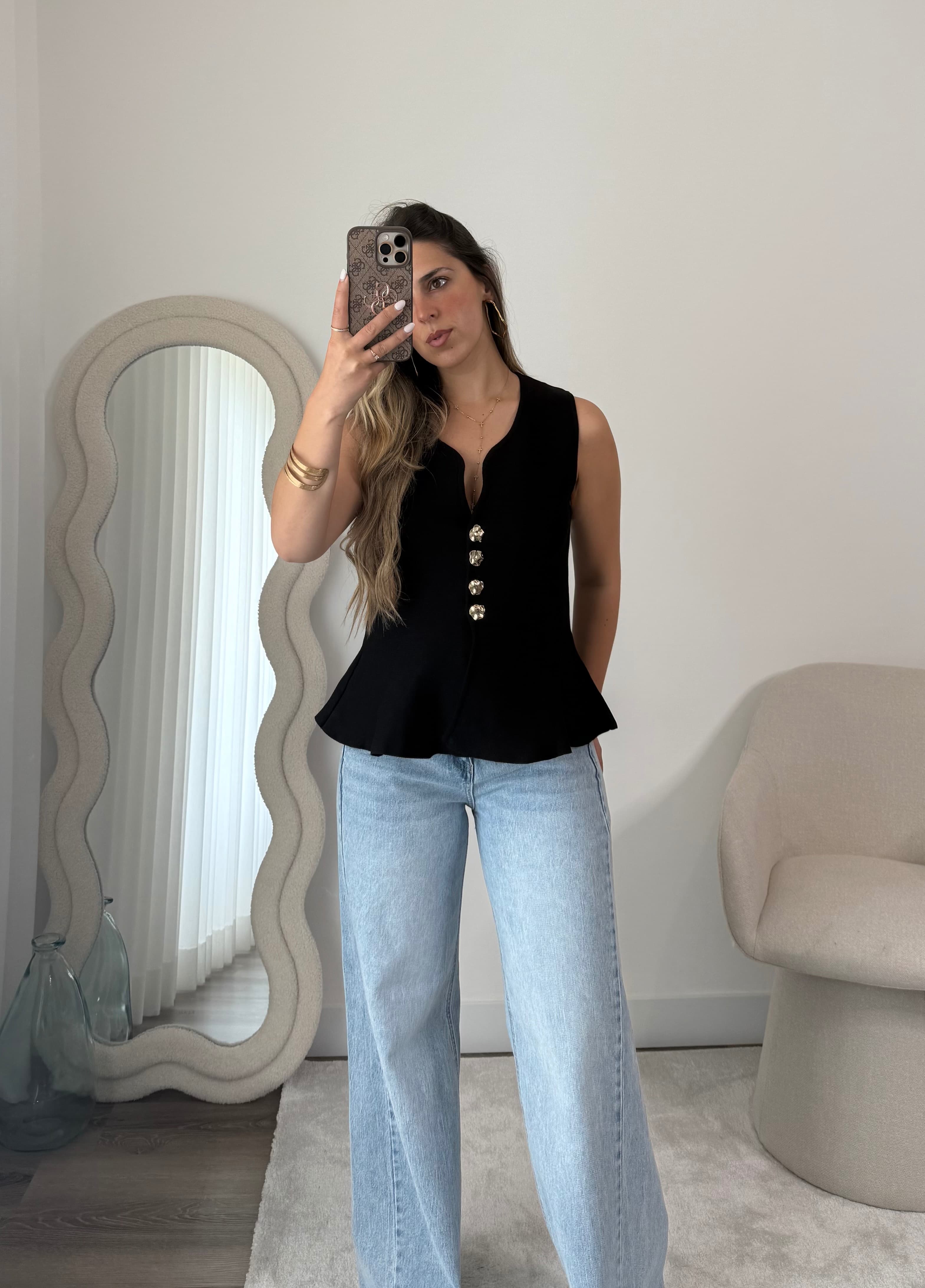Top Silhouette Black 4