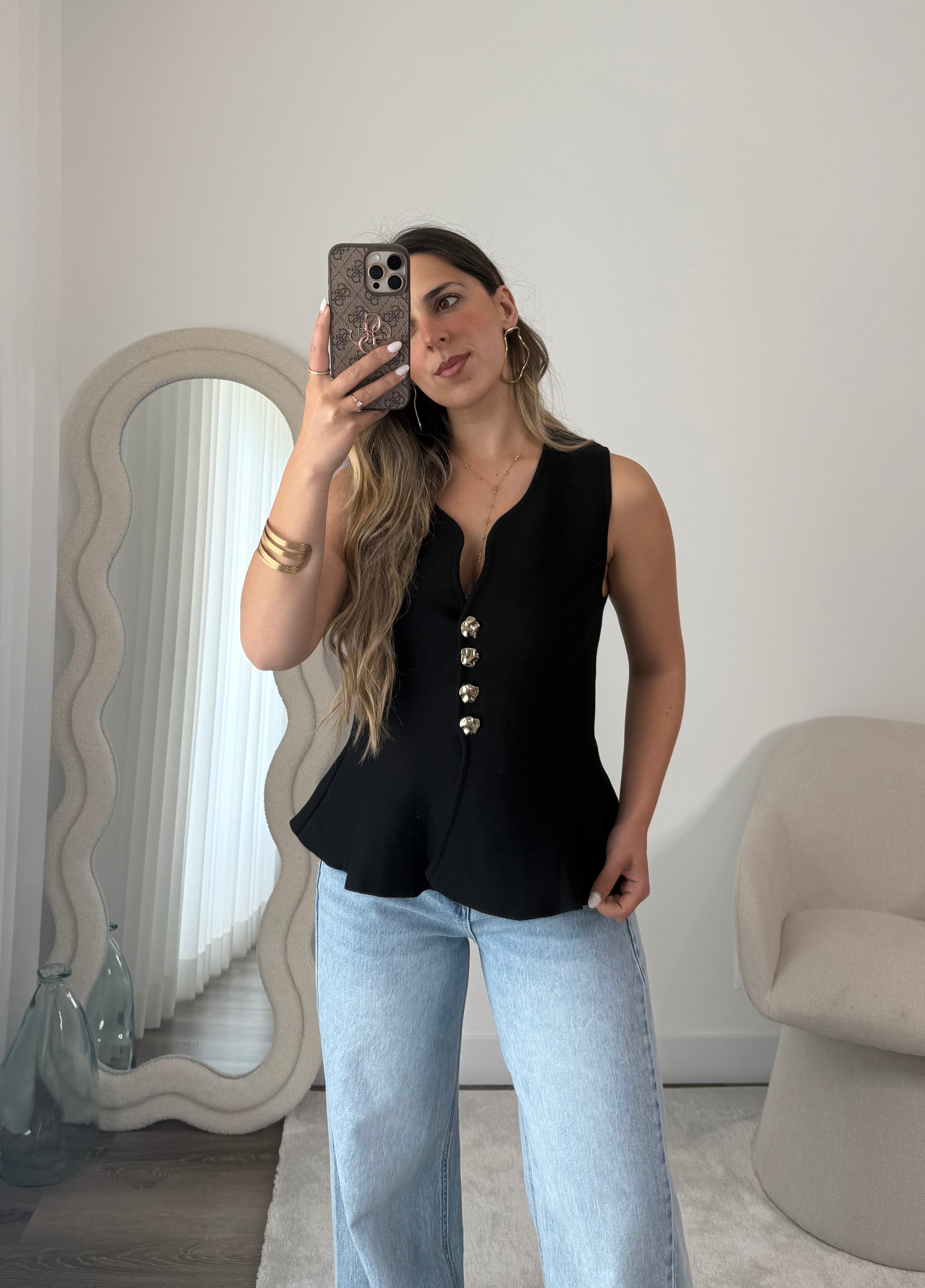Top Silhouette Black 6